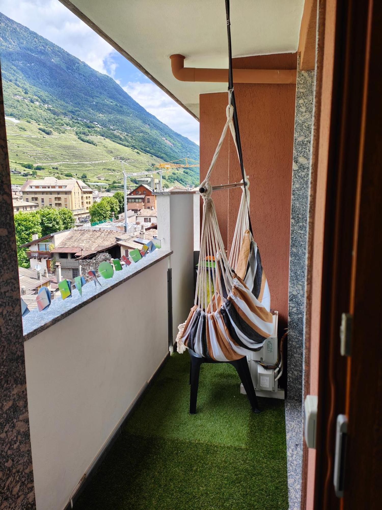 Alfiume B Apartment Tirano Exterior photo